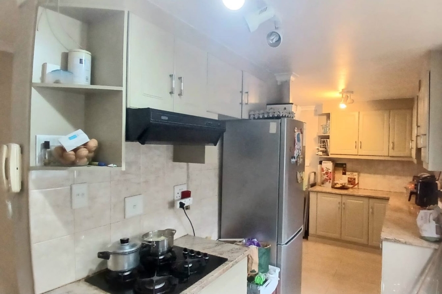 3 Bedroom Property for Sale in Ottery Western Cape
